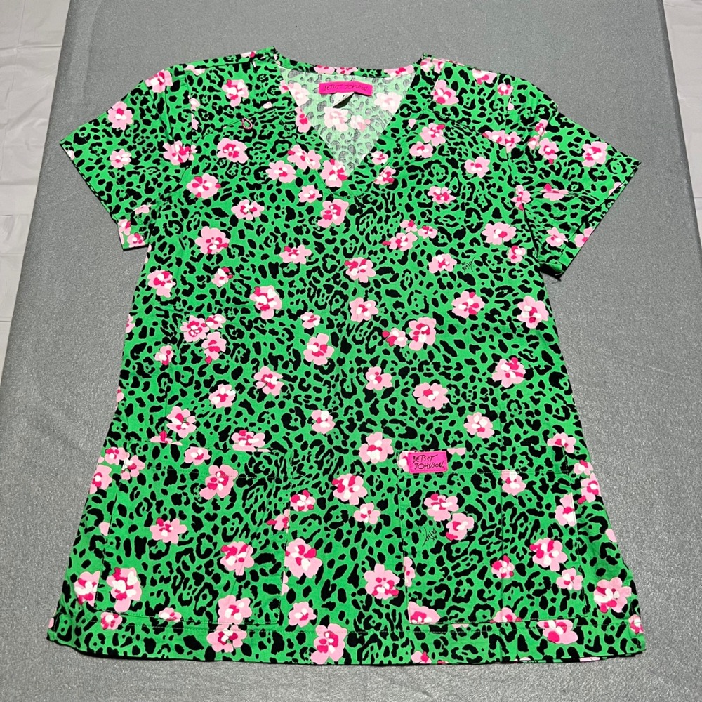 Betsey Johnson Green Leopard Pink Floral V-Neck Scrub Top Small RN121336